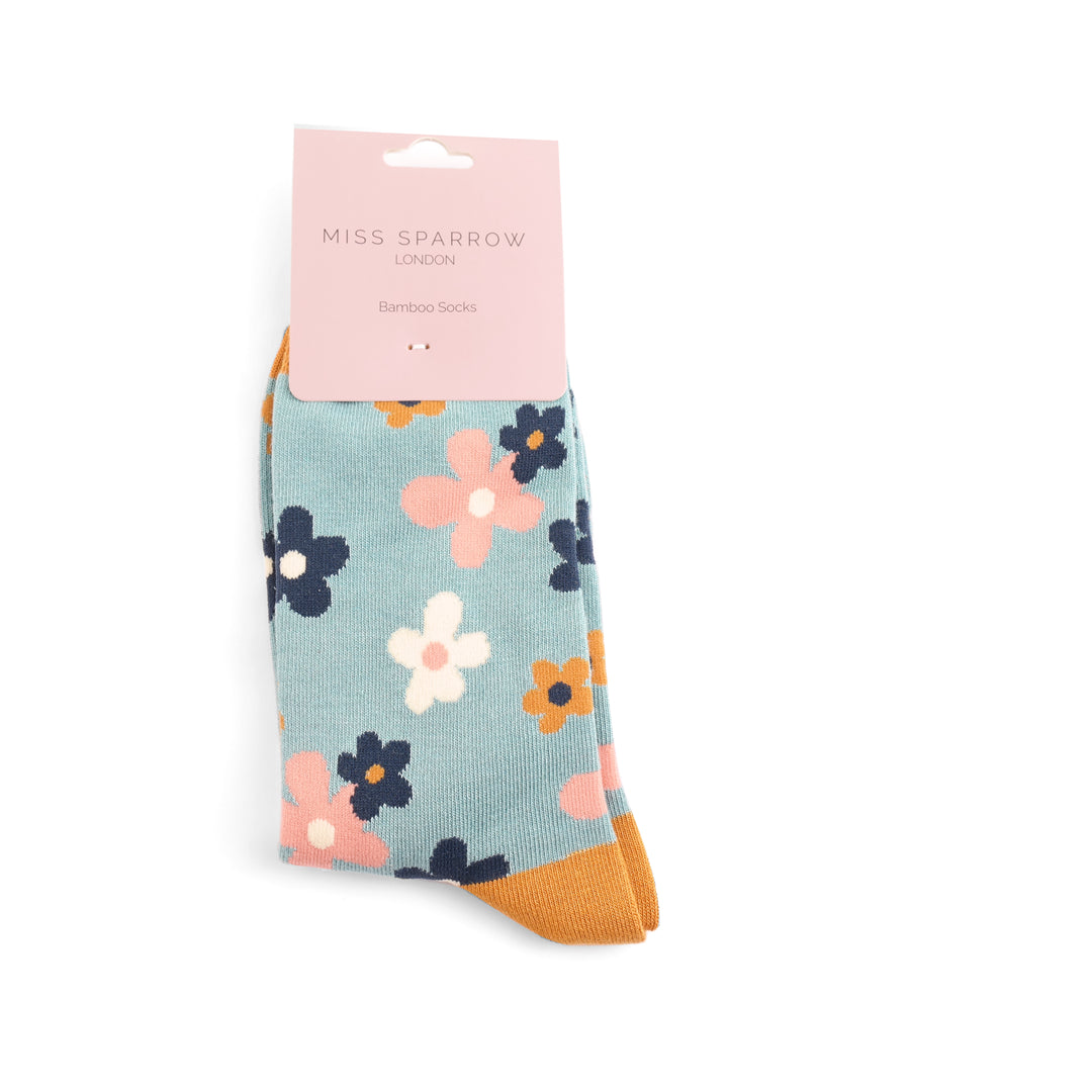 Miss Sparrow - Cute Daisy Socks - Duck Egg