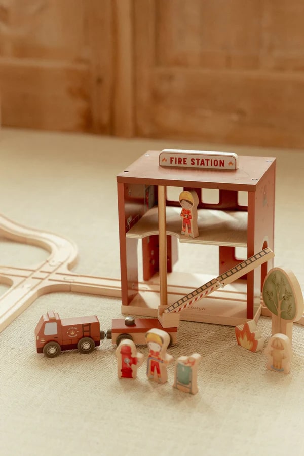 Little Dutch - Fire Station