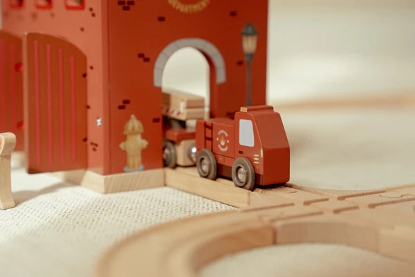 Little Dutch - Fire Station