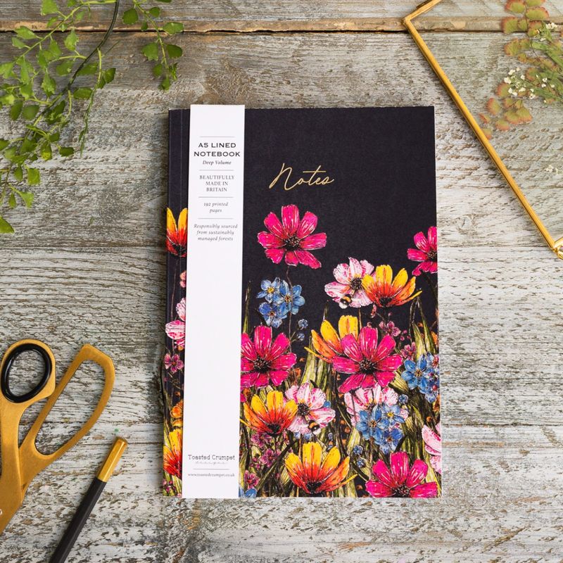 Toasted Crumpet - The Regency Gardens Wildflower Blooms (Noir) A5 Chunky Notebook