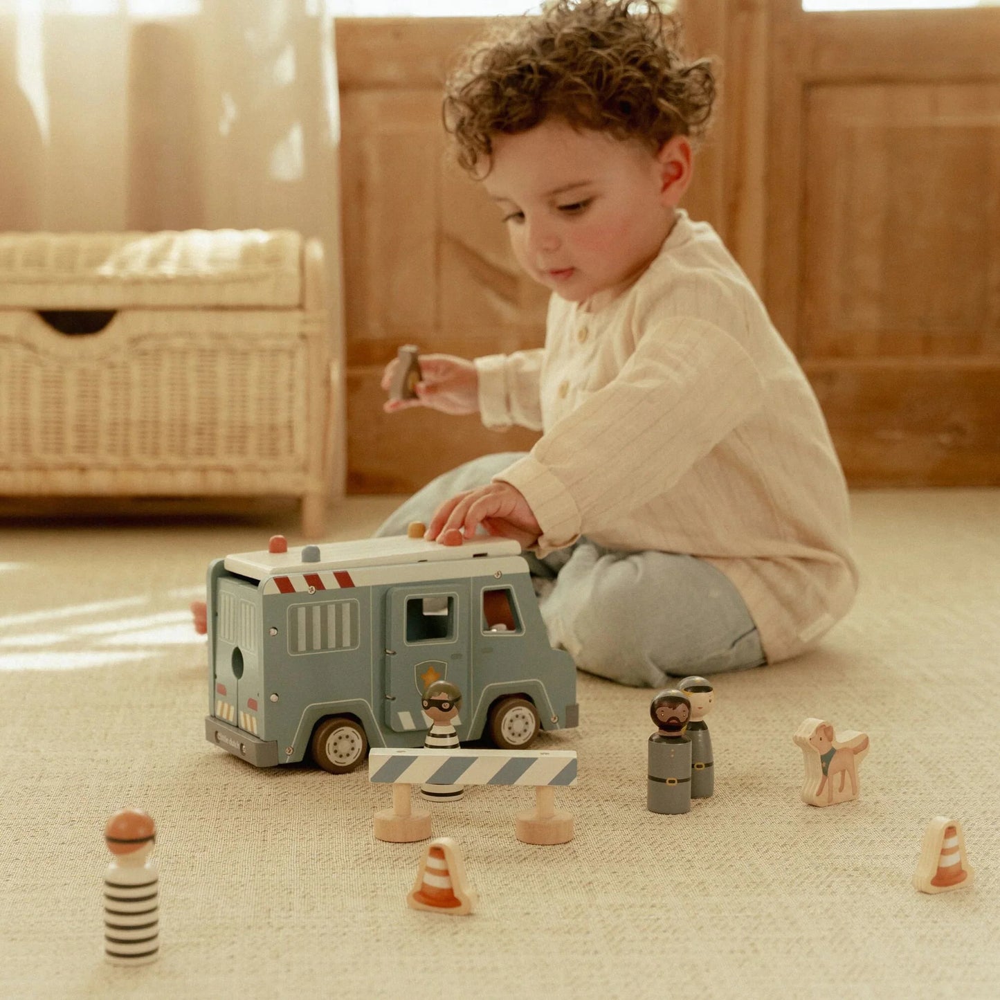 Littkle Dutch - Wooden Police Van