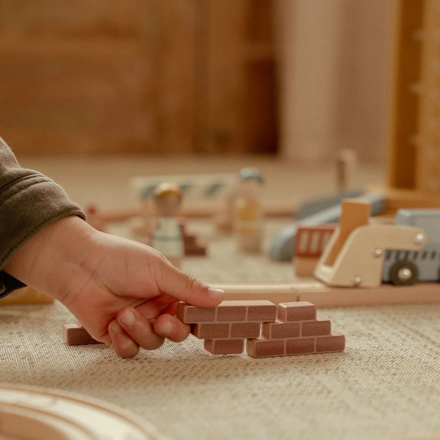 Little Dutch - Wooden Crane Set