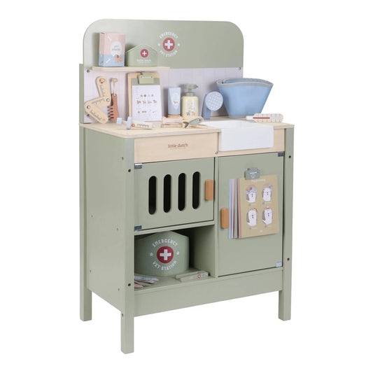 Little Dutch - Wooden Veterinary Practice