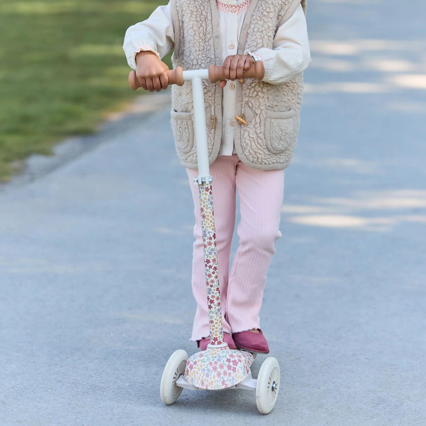Little Dutch - 3 Wheel Scooter - White