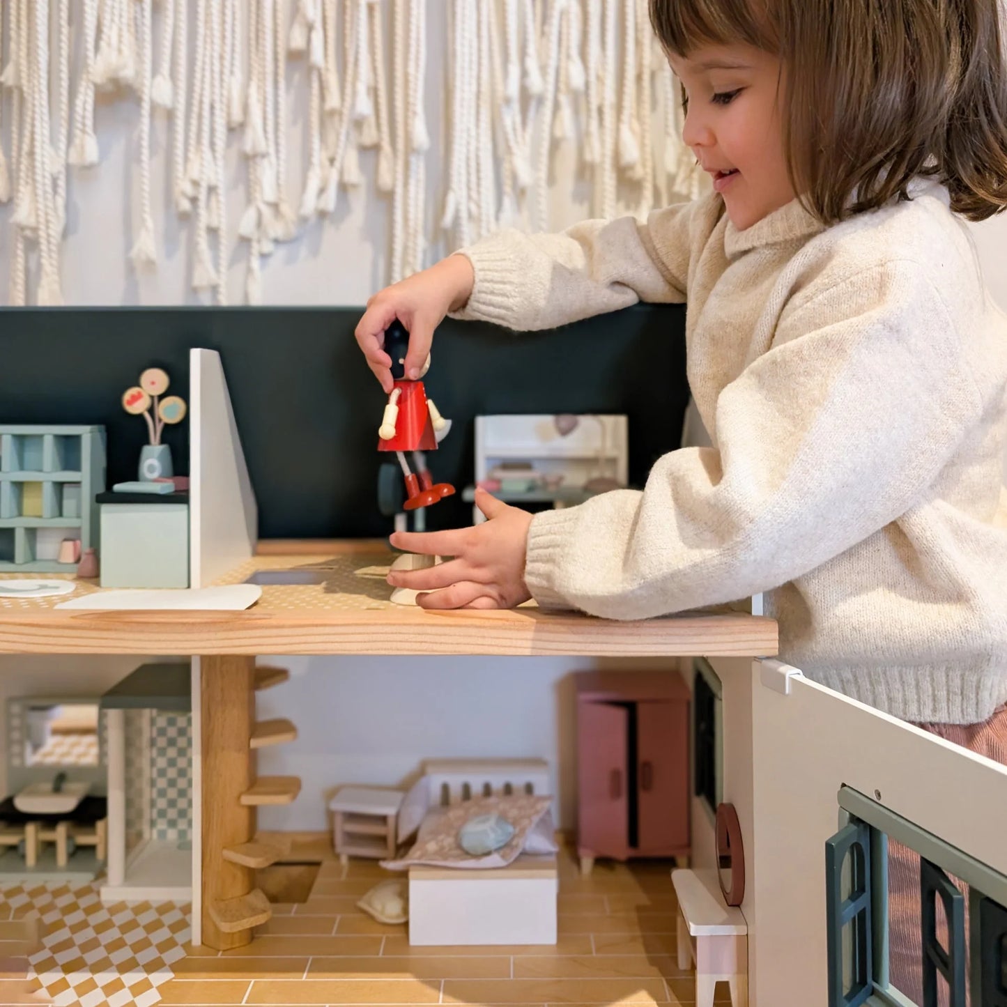 Tender Leaf - Dovetail Dolls House