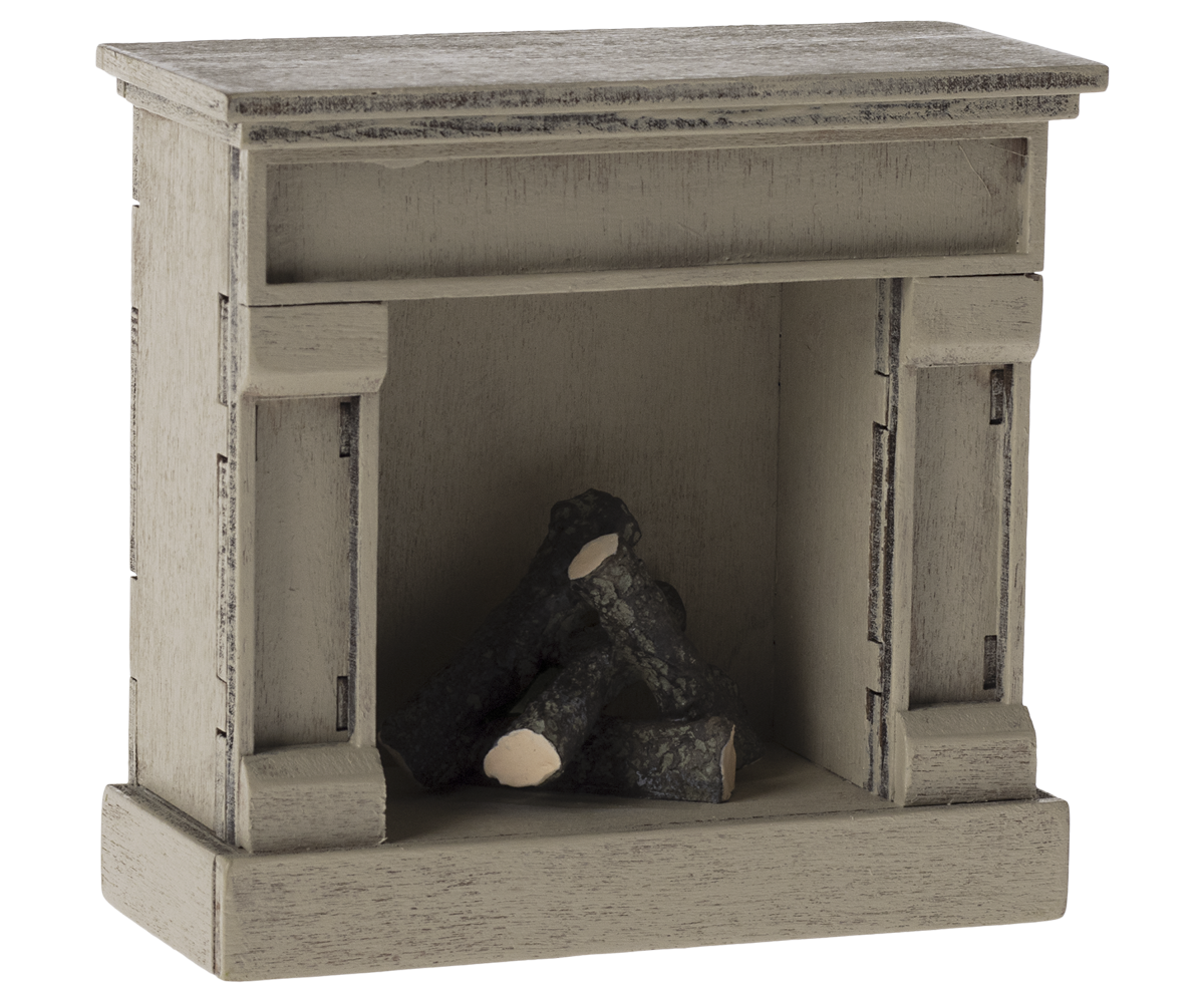 Maileg - Fireplace Mouse - Off White