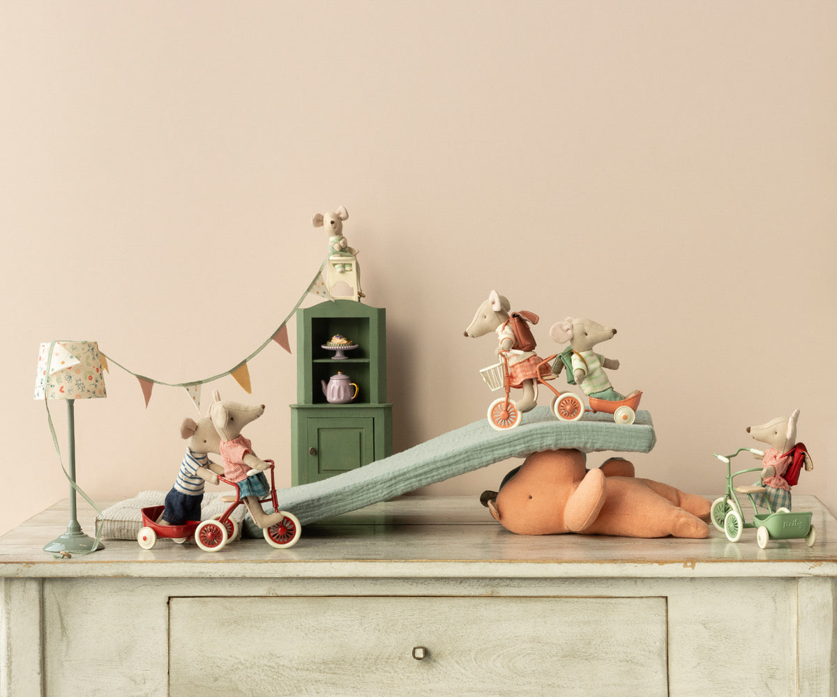 Maileg - Abri a Tricycle Mouse - Green