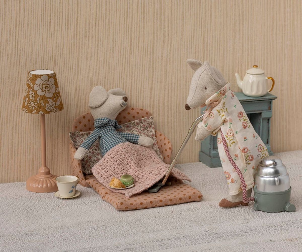 Maileg - Sofa Bed Mouse - Dots