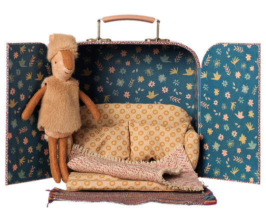 Maileg - Reindeer In Suitcase - Little Sister
