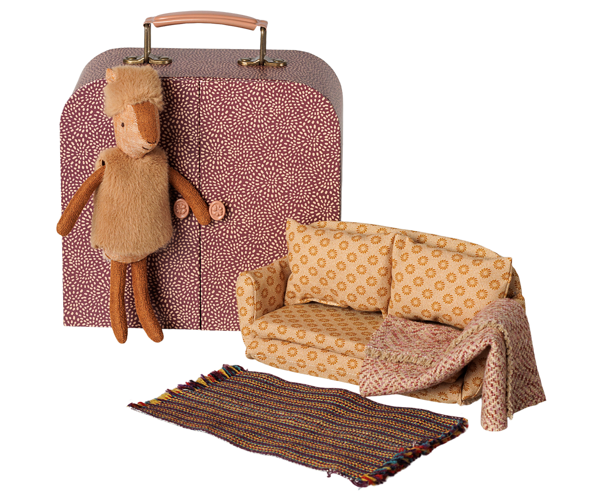Maileg - Reindeer In Suitcase - Little Sister