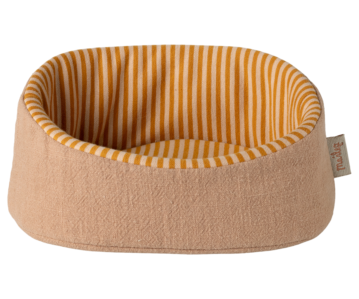 Maileg - Pet Basket - Powder