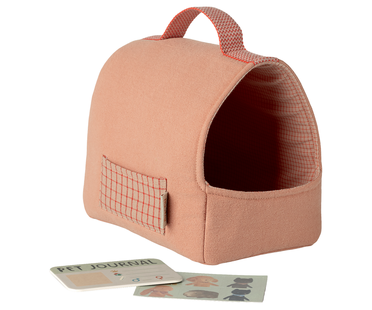 Maileg - Pet Carrier - Coral