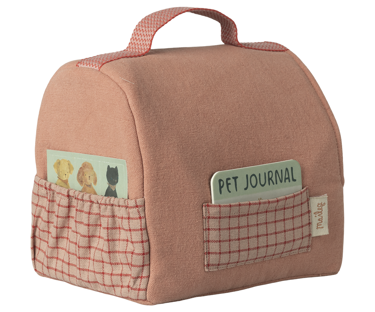 Maileg - Pet Carrier - Coral