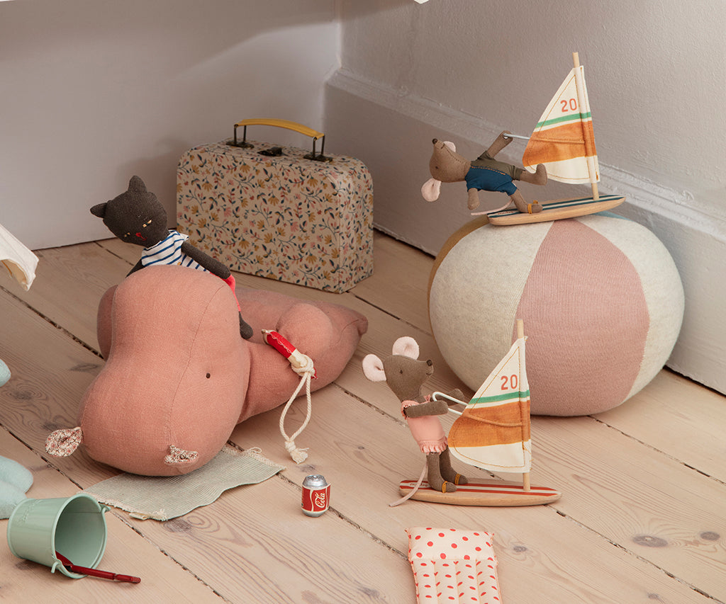 Maileg - Beach Mice - Surfer Little Sister