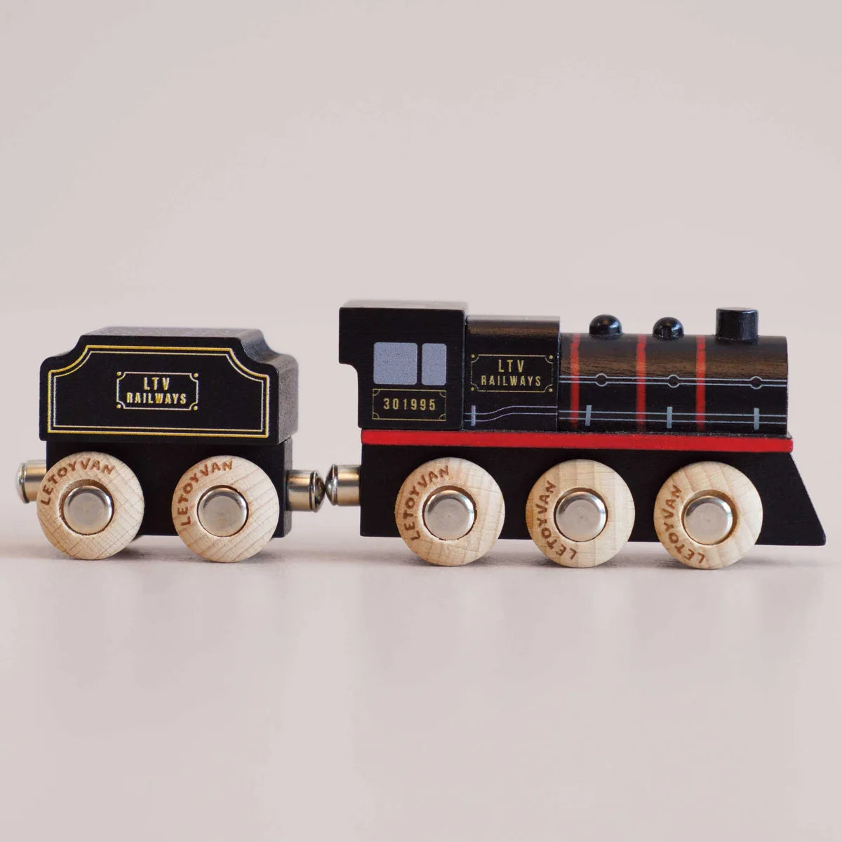 Le Toy Van - Wooden Train - Francis
