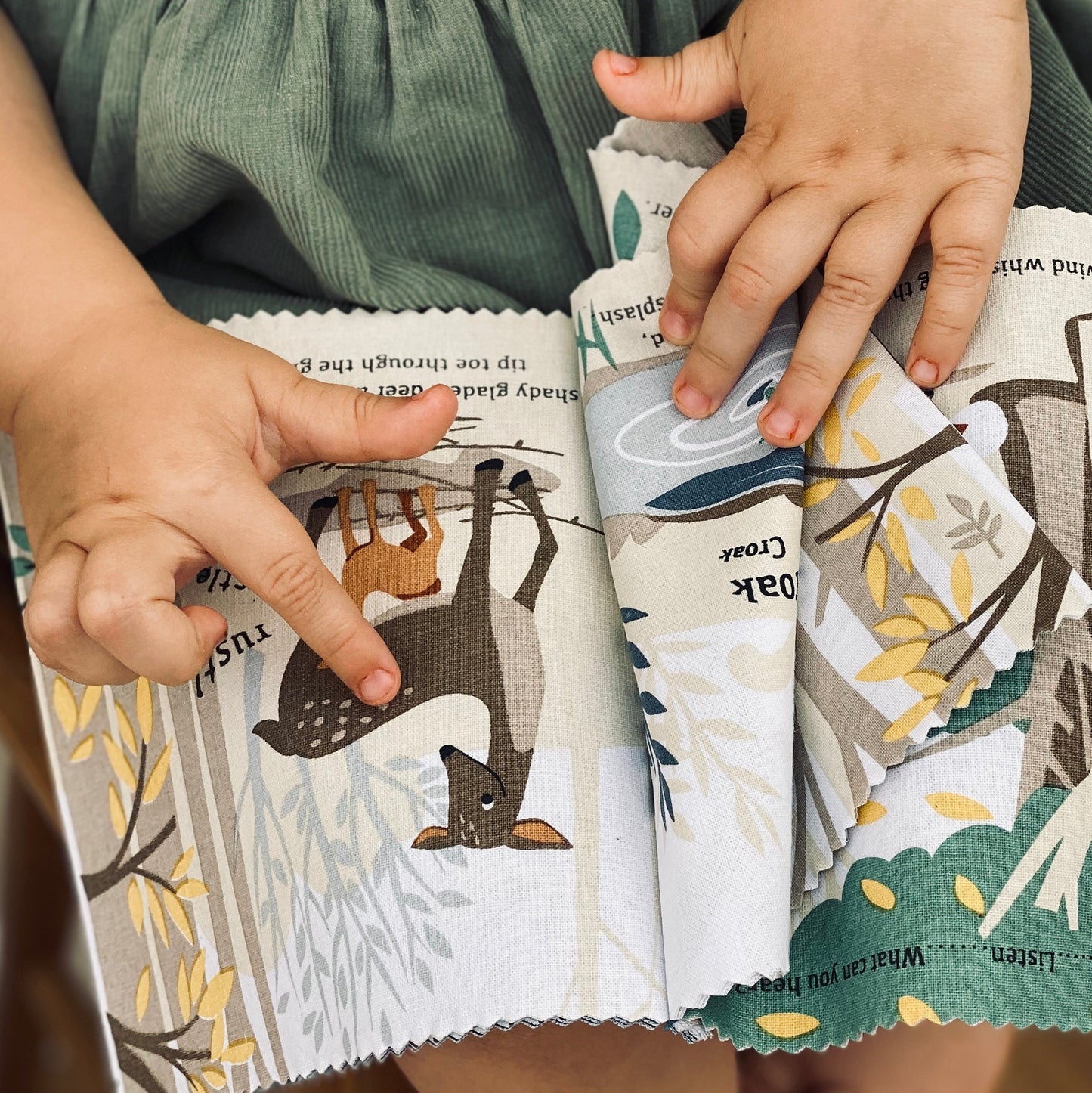 Threadbear - The Woodland Hush Rag Book