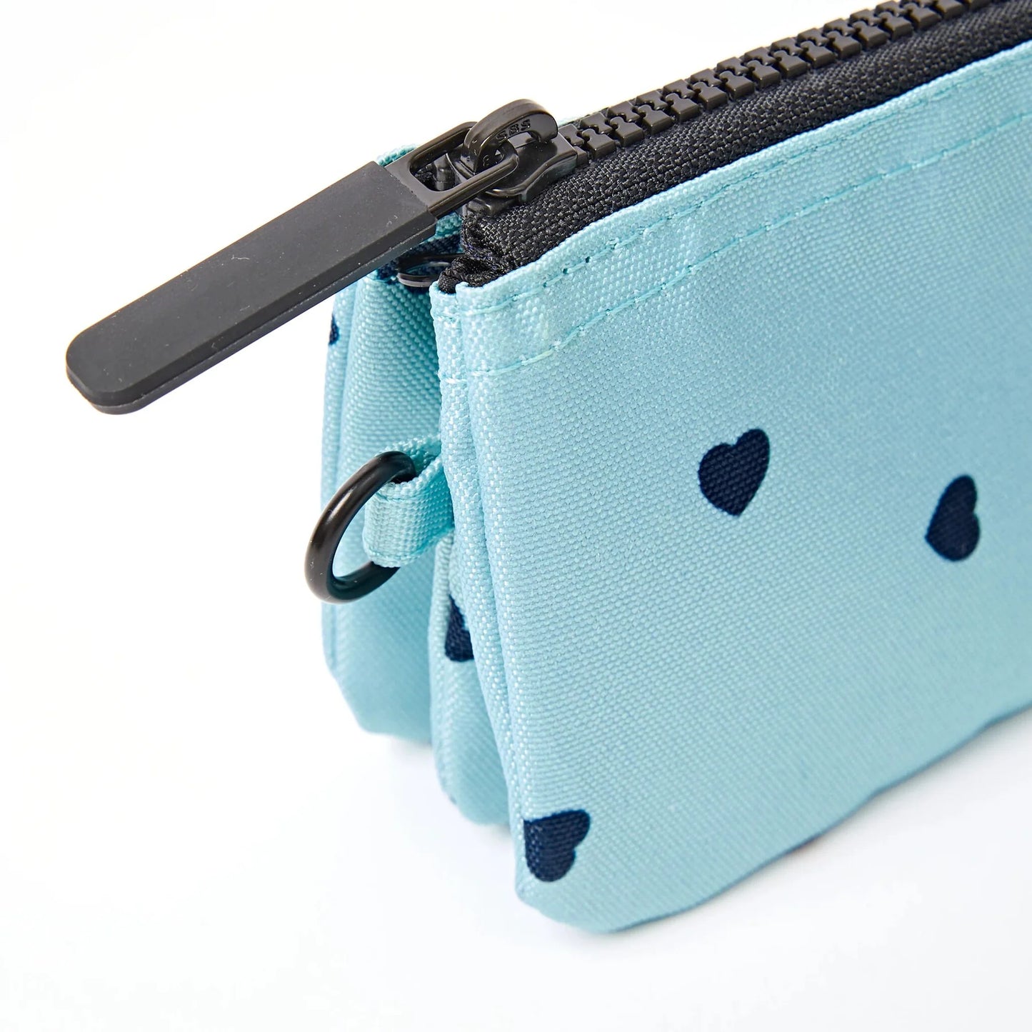 Roka - Carnaby Wallet in Heart Print