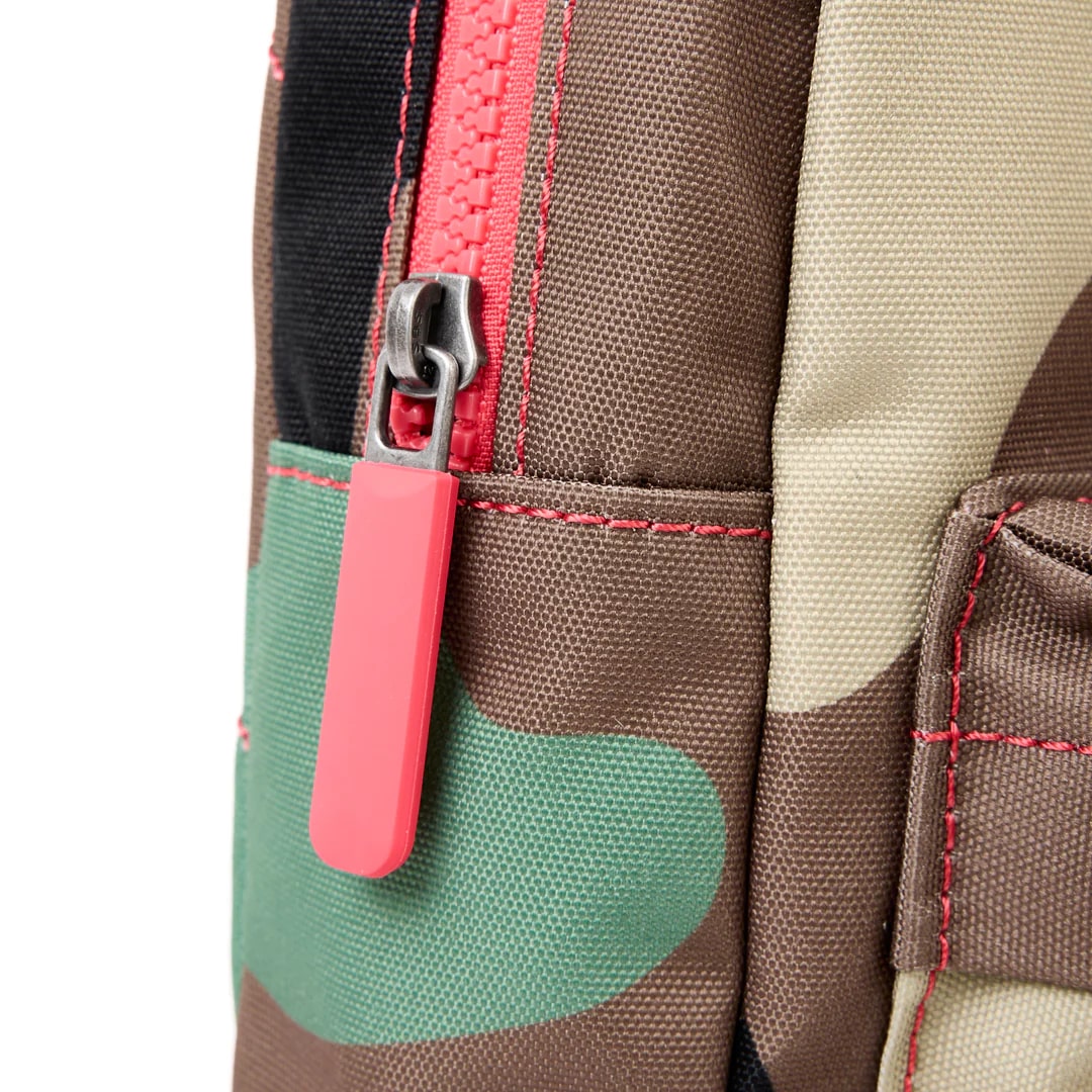 Roka - Vintage Camo Willesden B Recycled Canvas - Large