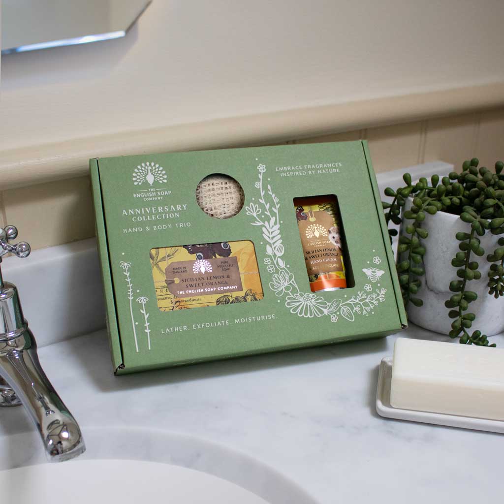 The English Soap Company - Trio Hand & Body Gift Set - Sicillian Lemon & Sweet Orange