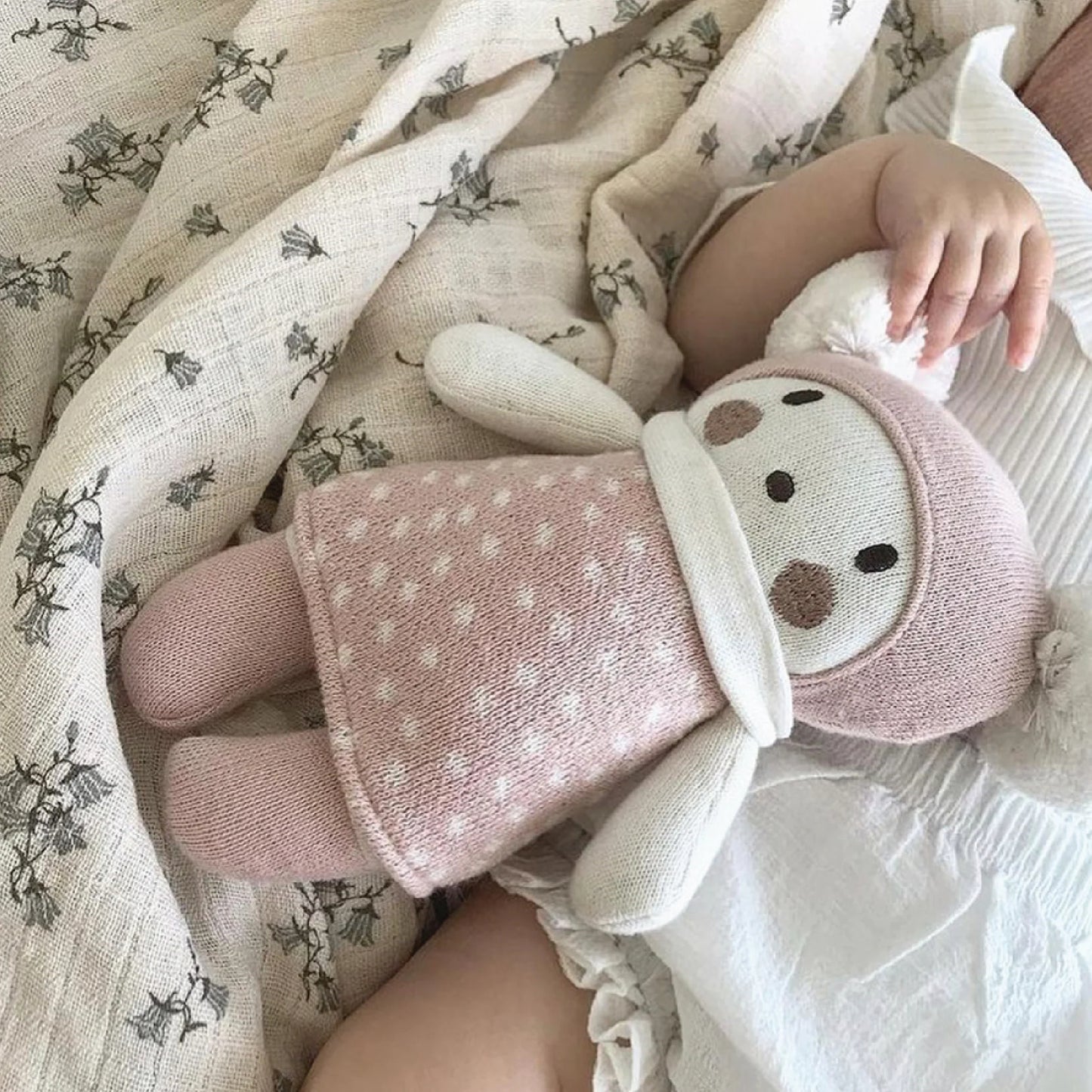 Threadbear - Bella Knitted Doll