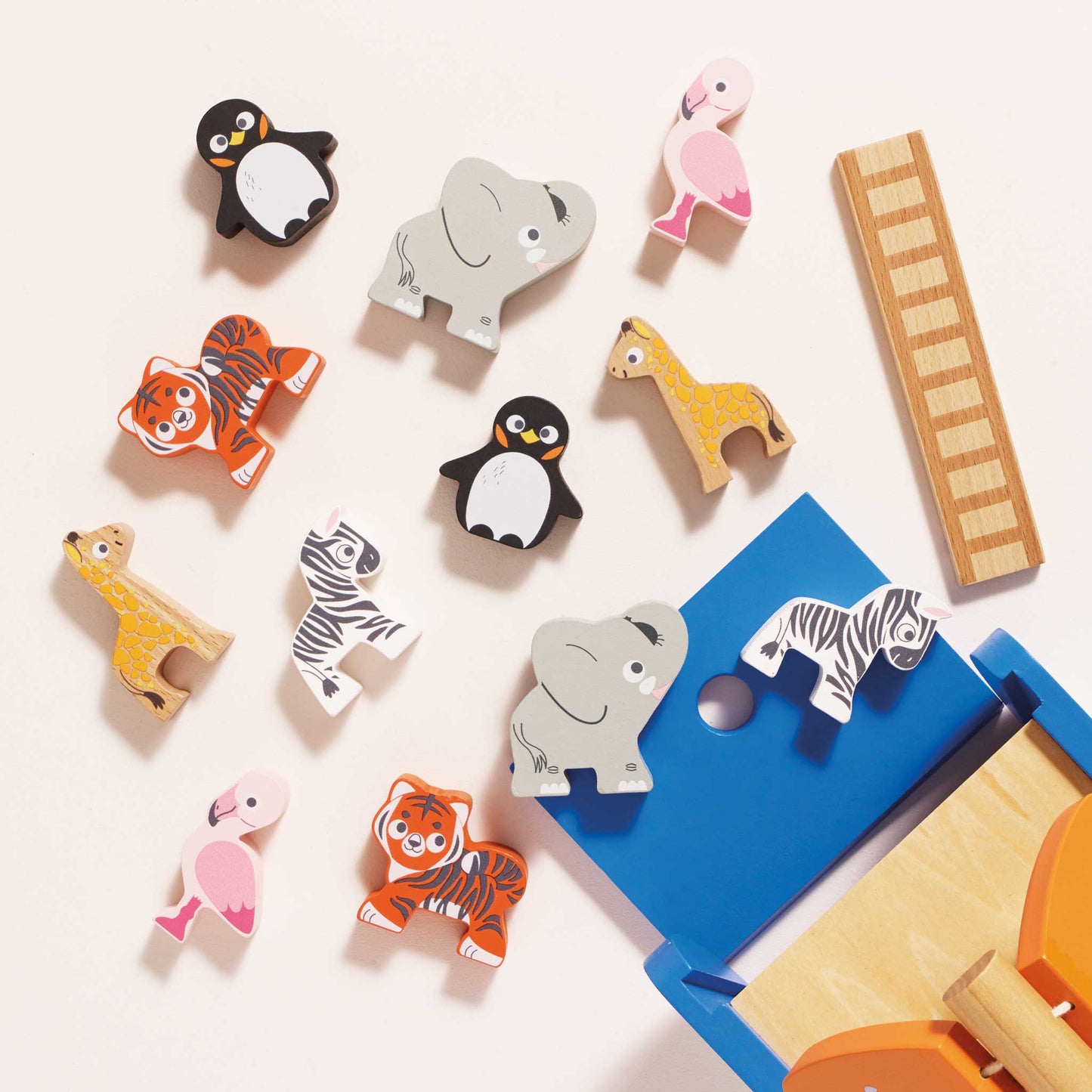 Le Toy Van - Noah's Ark & Animal Shape Sorter