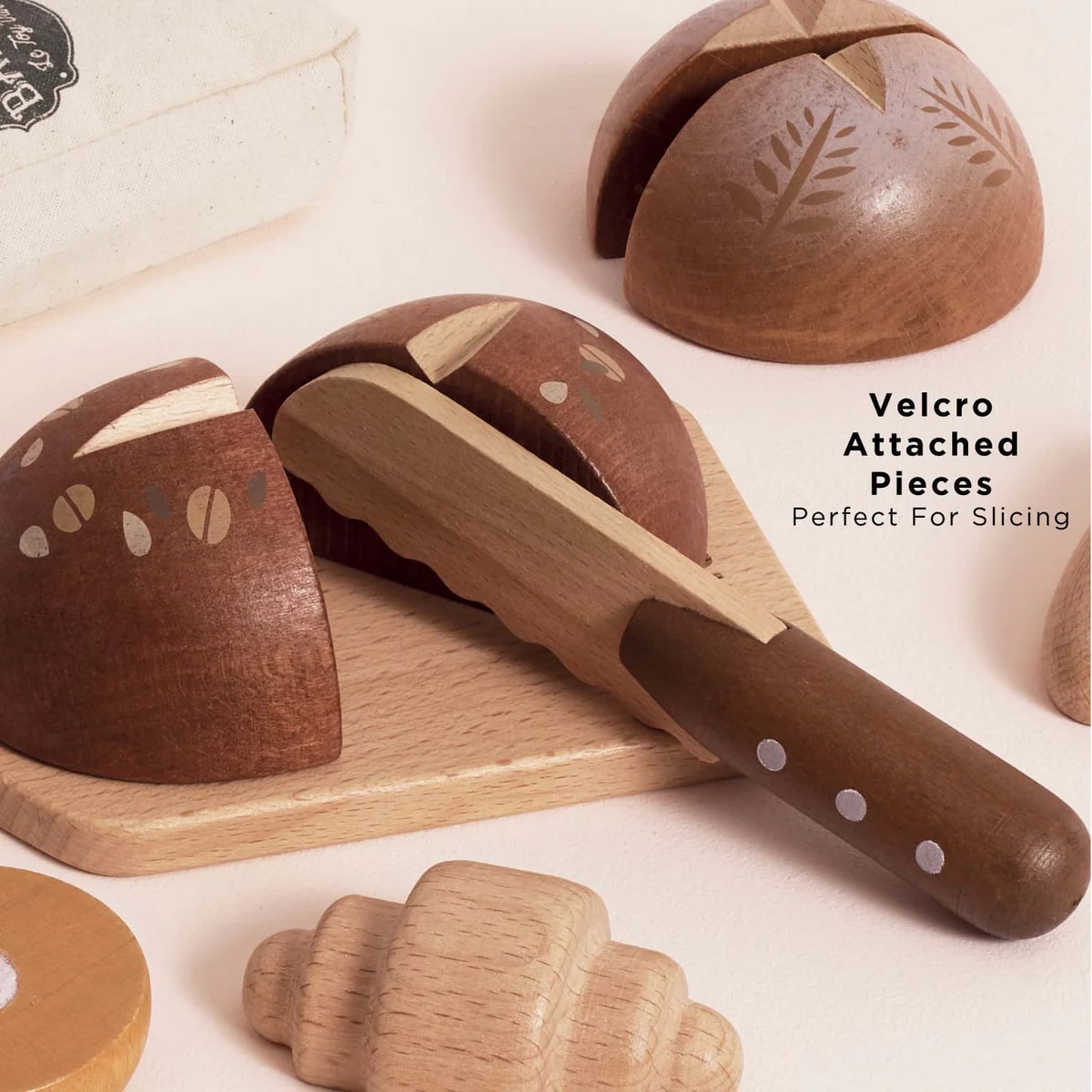 Le Toy Van - Wooden Artisan Bread Set