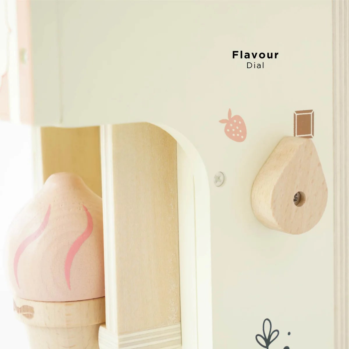 Le Toy Van - Ice Cream Machine & Play Food Cones