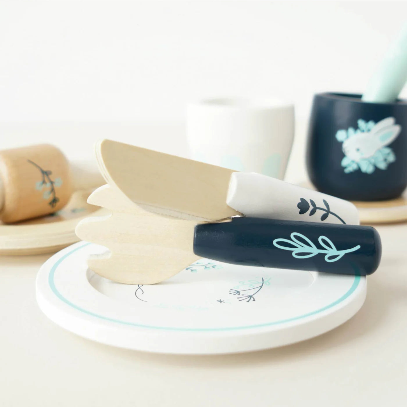 Le Toy Van - Wooden Cutlery & Dinner Set