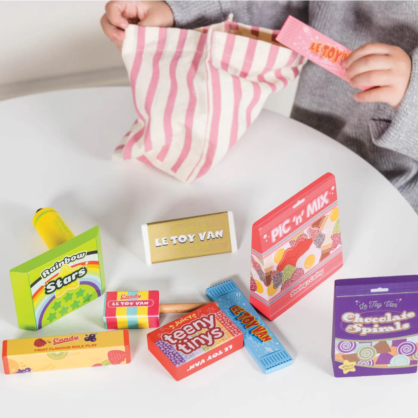 Le Toy Van - Wooden Retro Sweets and Candy Roleplay Set