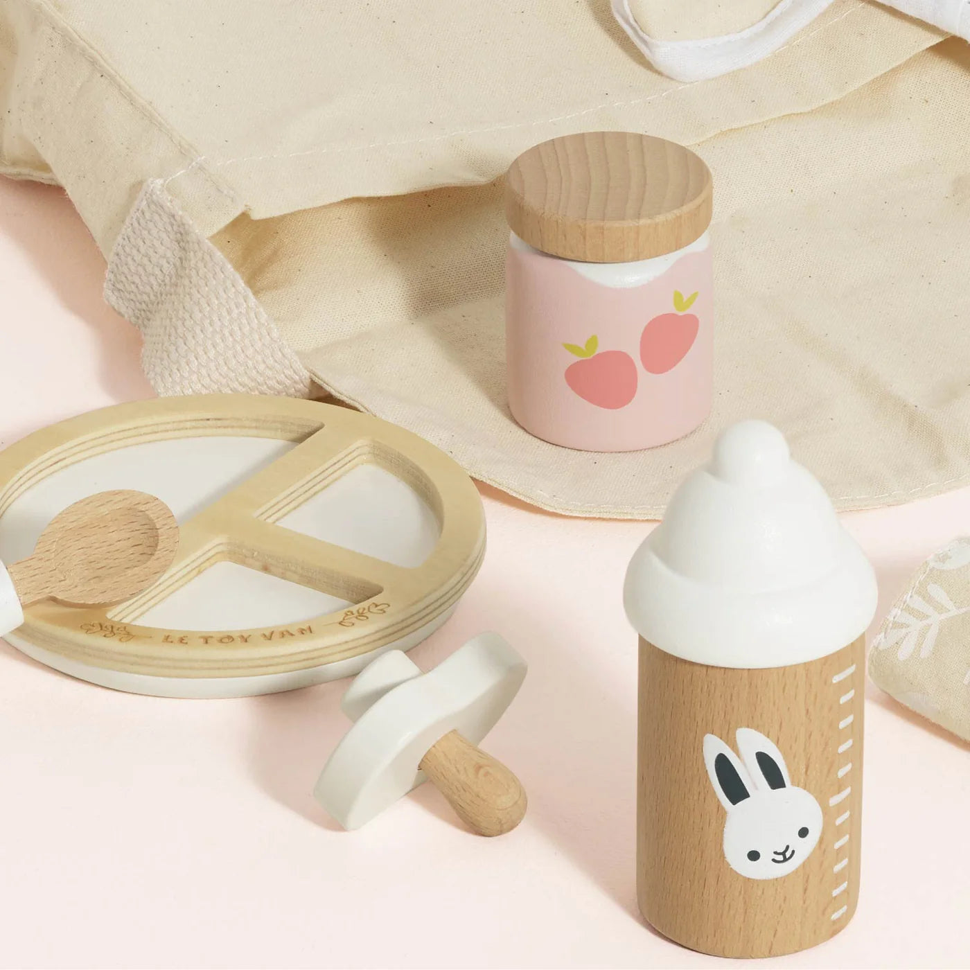 Le Toy Van - Dolls Nursing Kit and Bag