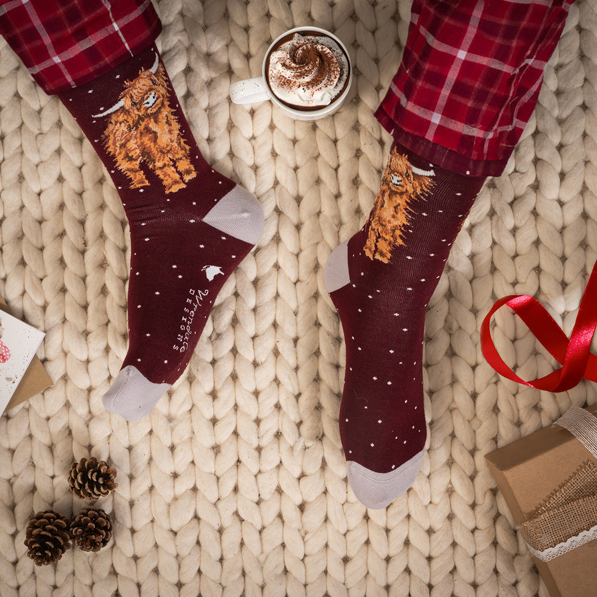 Wrendale Designs - 'A Highland Christmas' Highland Cow Men's Socks