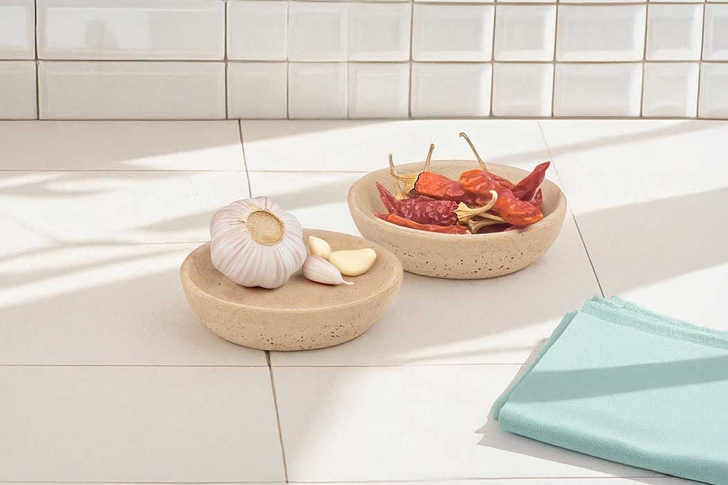 Travertrine Trava Pinch Pot - Small