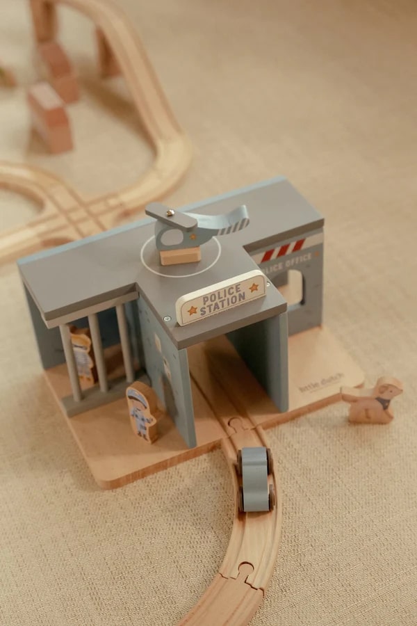 Little Dutch - Police Station