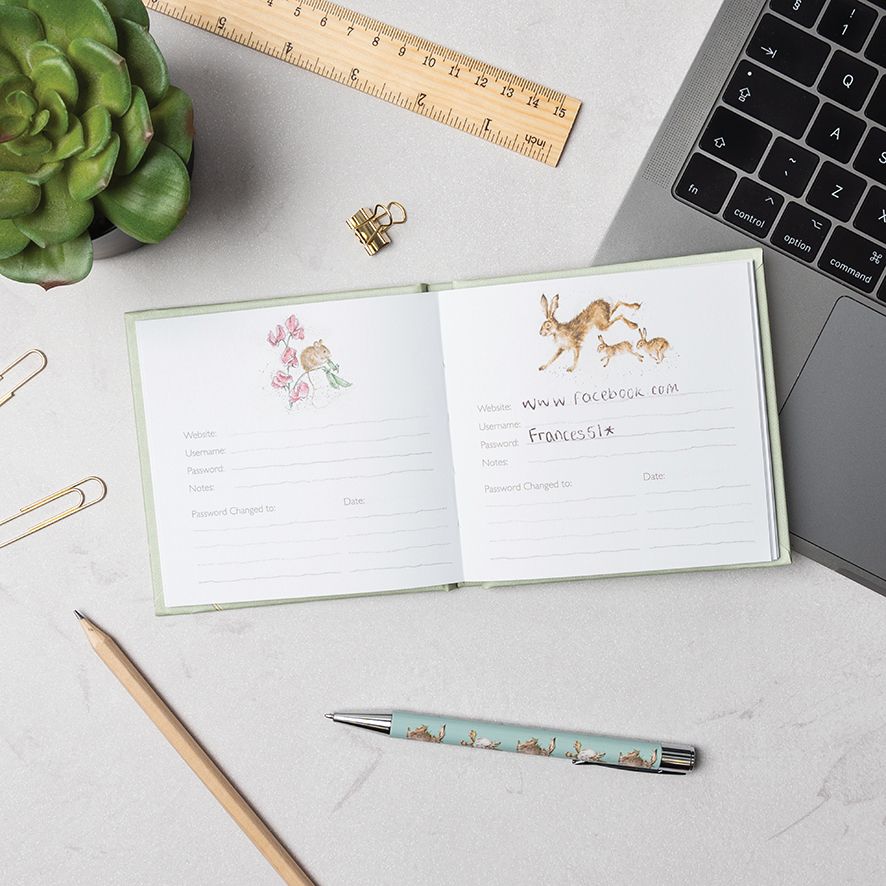 Wrendale Designs - 'Hydrangea' Bee Password Book